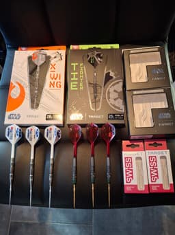 Target Darts Star Wars Tie Fighter 90% Tungsten Steel Tip Darts, 24G | Zwarte Onyx Swiss Storm-punten, Pro Grip-schachten, Tie-Fighter nr. 6 Pro Ultra-vleugels en Swiss Point-gereedschap